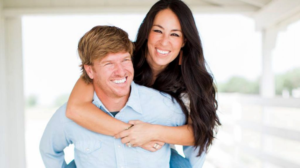 ‘Fixer Upper’ FANS DEVASTATED After Participants Reveal The Couple Has Been LYING To Their Viewers For Years!