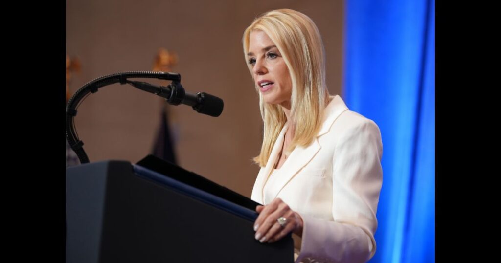 Spine-of-Steel Bondi Tells Judge to Pound Sand, Says Admin Will Follow the Law Instead of Crony Judge