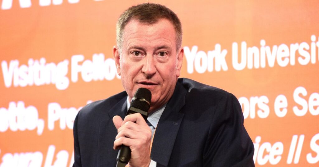 Bill de Blasio’s Failed 2020 Presidential Bid Comes Back to Haunt Him